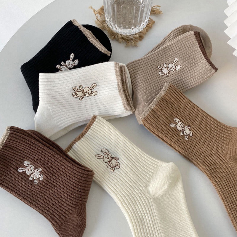 小兔 刺繡襪 S31 商品展示圖 2