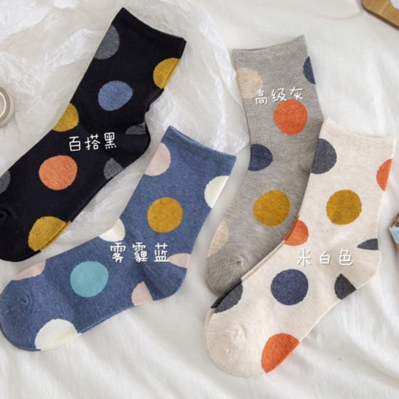 韓系大圓點中筒襪 S35 商品主圖