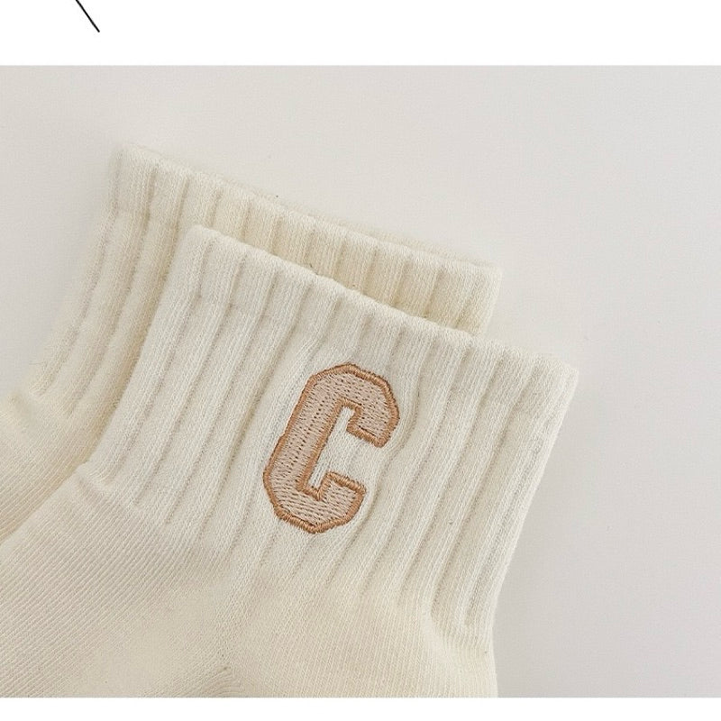 字母刺繡 短筒襪 S18 商品展示圖 9